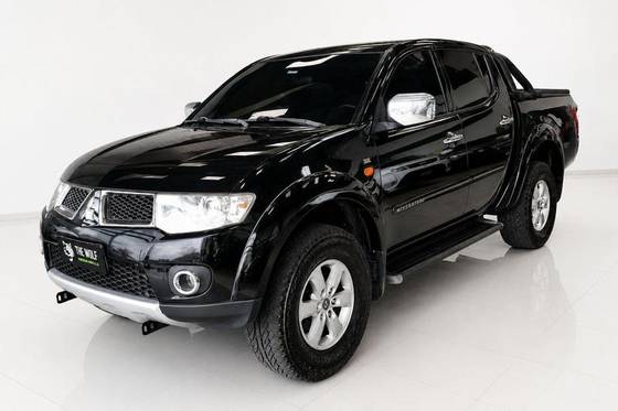 MITSUBISHI L200 TRITON 2.4 HLS 4X2 CD 16V FLEX 4P MANUAL